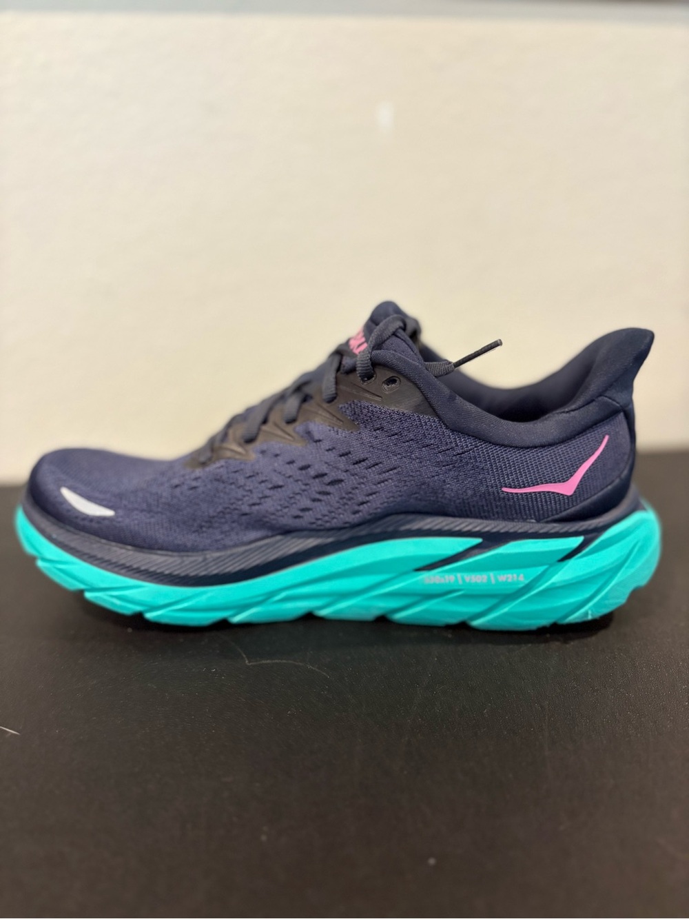 Hoka One One Clifton 8 Wide Athletic Sneaker Shoes Outer Space Women’s Sz 7 D - Picture 3 of 10